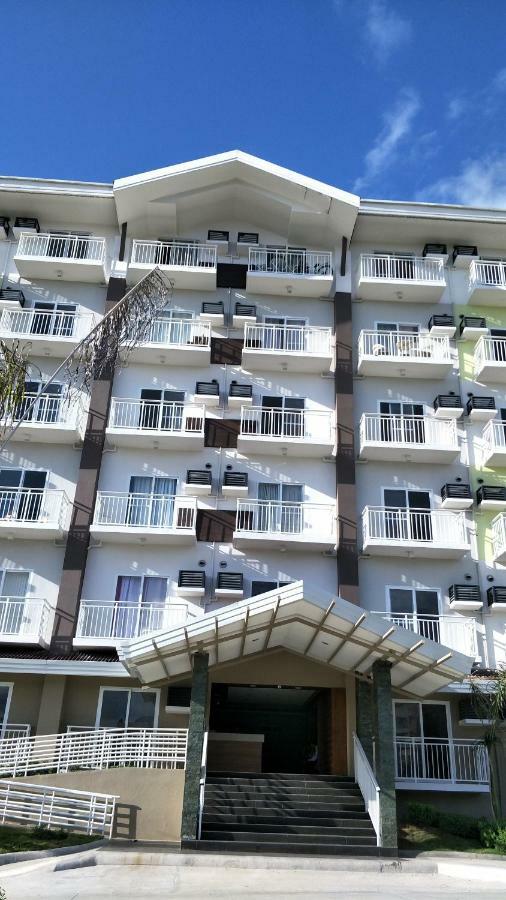 Lelani'S Comfy Condo Lapu-Lapu City Exterior photo